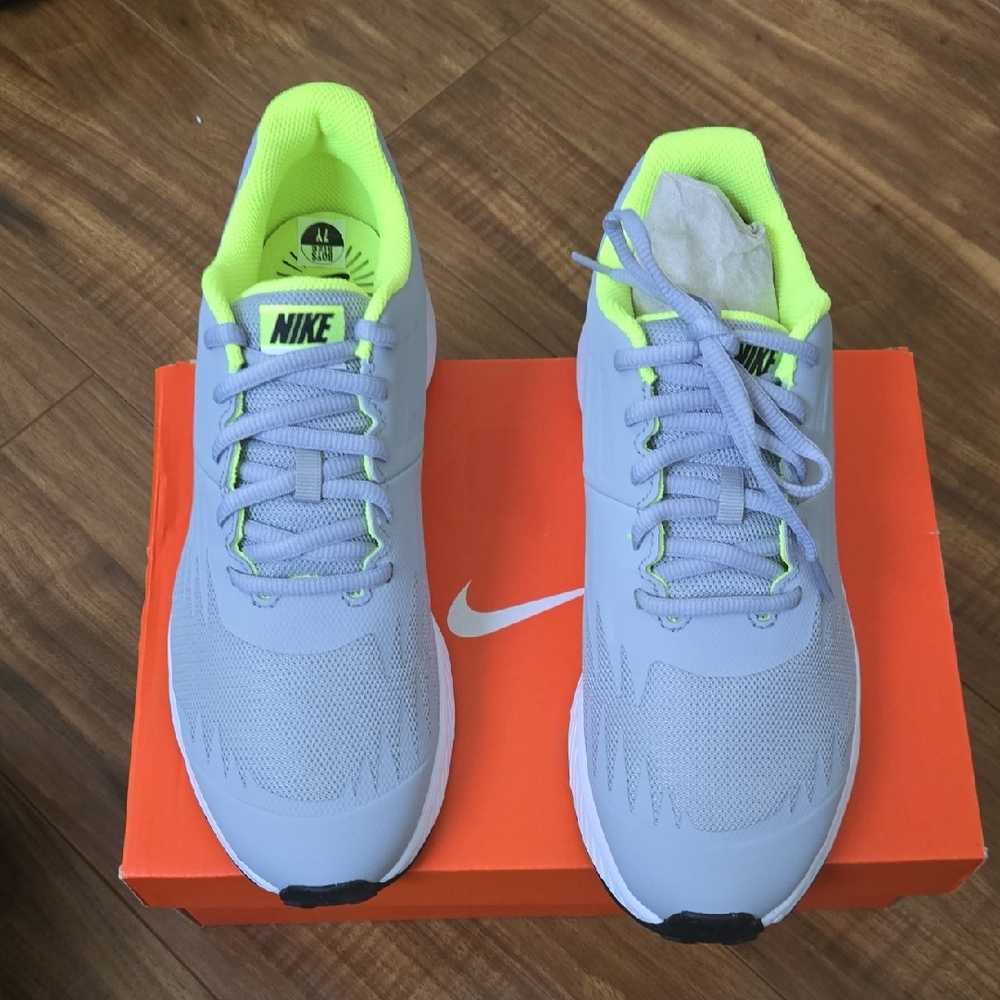 Nike Light Gray and Neon Yellow Running Shoes
